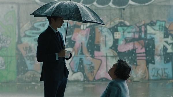 「最後の雨が降るとき」フー・モンボー２