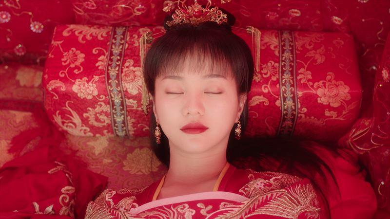 眠るフー・イーシュエン